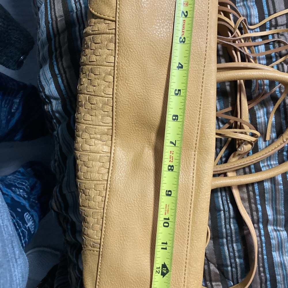 Steven by STEVE MADDEN LEATHER BAG Mustard tone. leather handbag. - Picture 10 of 12